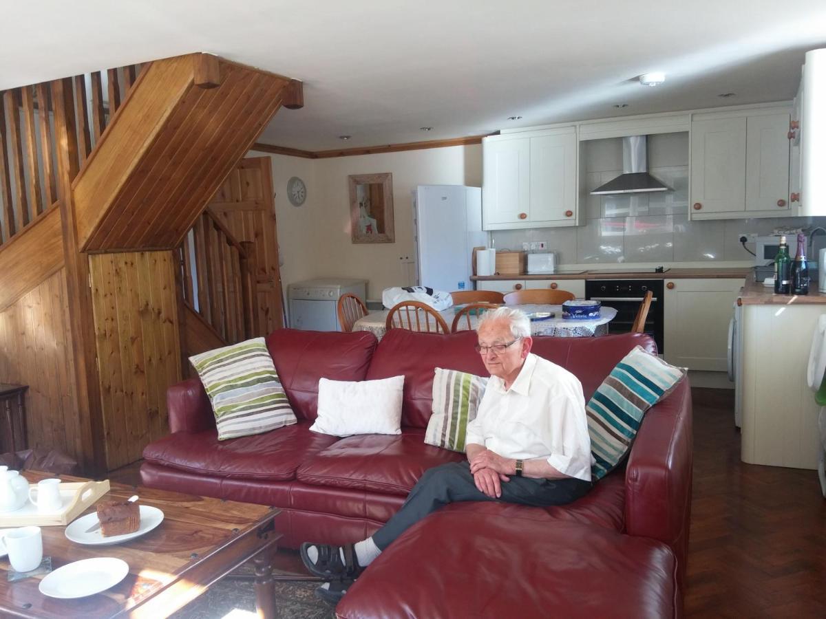 קרנארפון The Old School Caeathro, Snowdon, Eryri And Yr Wydffa Cottages מראה חיצוני תמונה